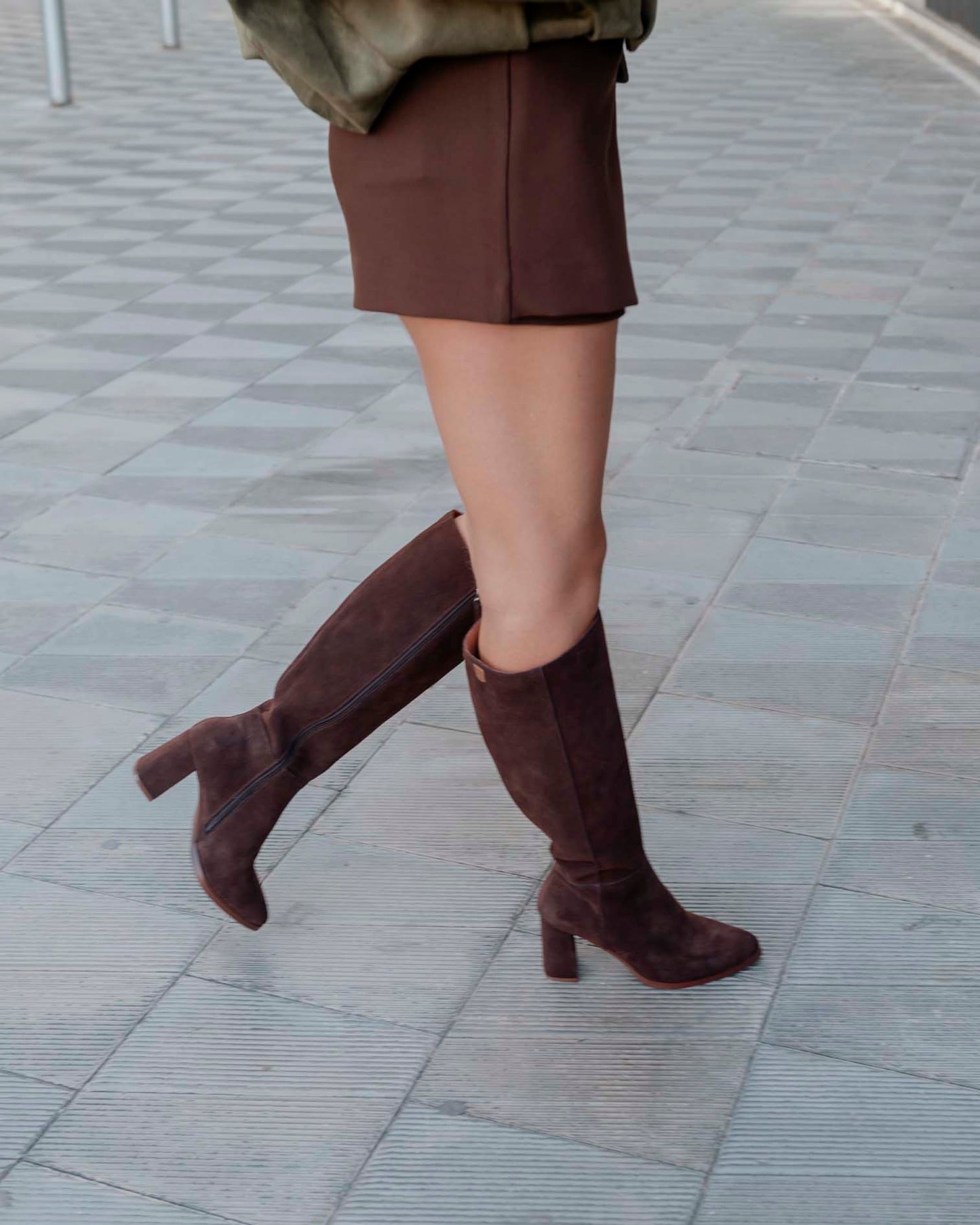 Bota Alta de Serraje Marrón Sinnara