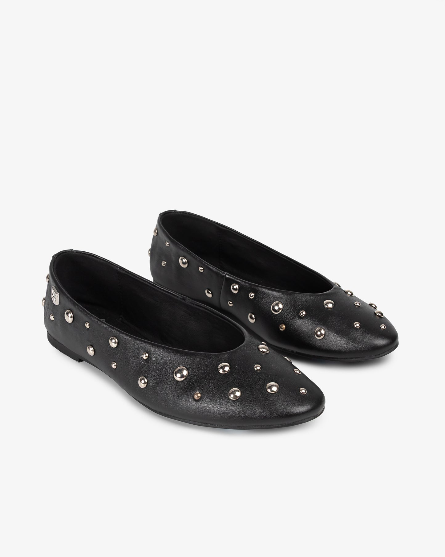Bailarina de Piel Negra con Tachuelas Etoile