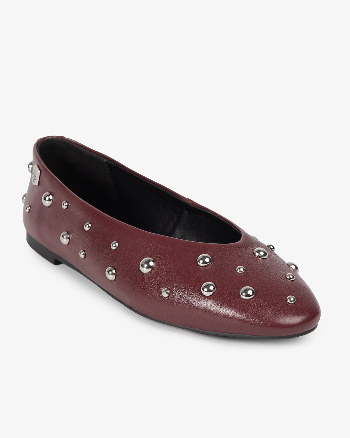 Bailarina de Piel Burdeos con Tachuelas Etoile
