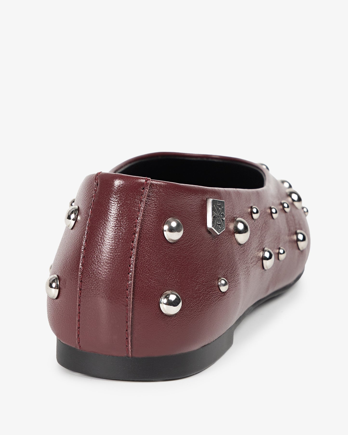 Bailarina de Piel Burdeos con Tachuelas Etoile