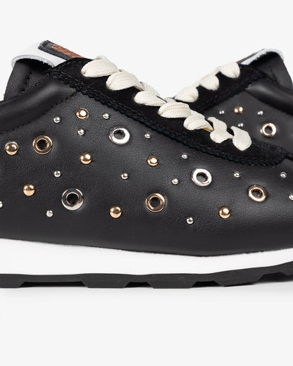 Zapatilla Inara Tachuelas Negro