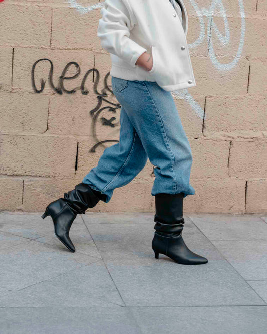 Bota Media de Piel Negra Nirvana