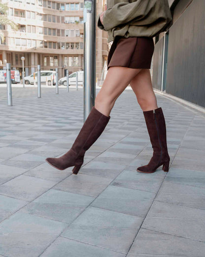 Bota Alta de Serraje Marrón Sinnara