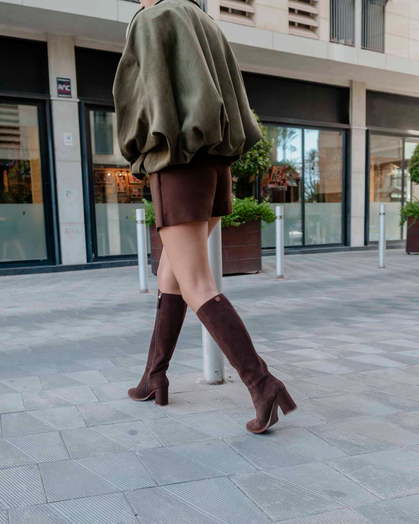 Bota Alta de Serraje Marrón Sinnara